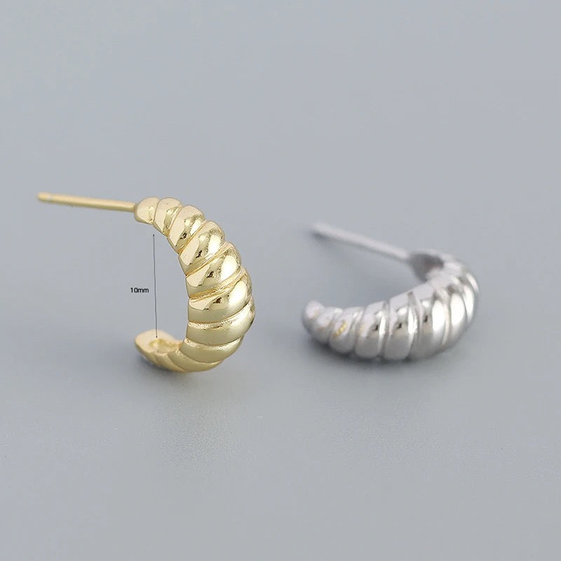 MOONLIT CROISSANT HOOPS