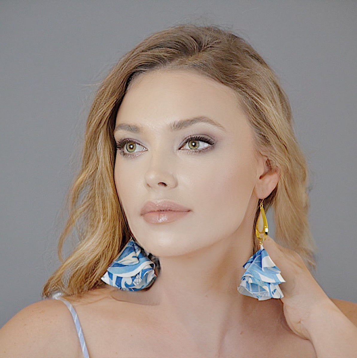 SAND SILK & GOLD EARRINGS