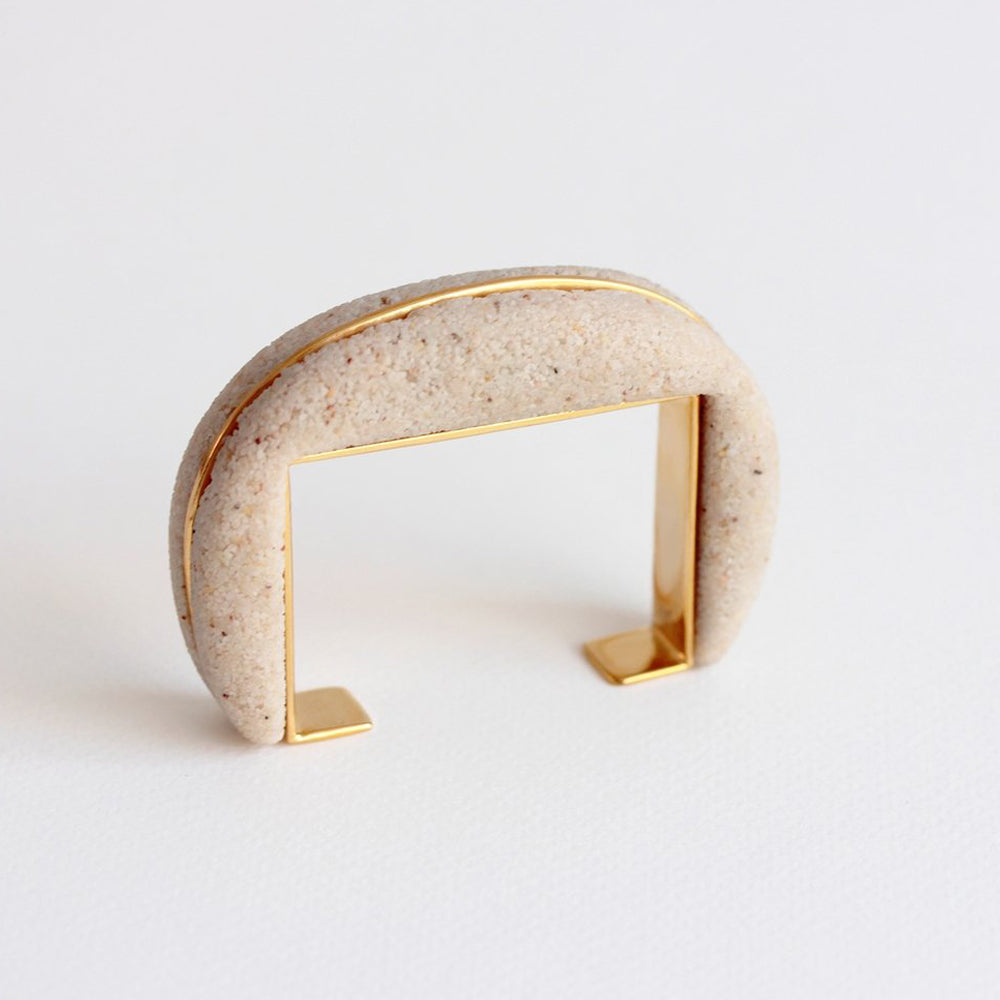 NON-FACETED BANGLE
